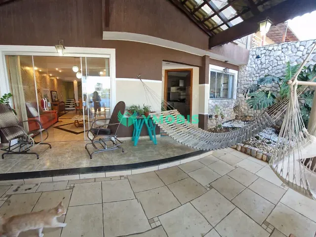 Casa 6 quartos e 6 banheiros, à venda, no bairro Taguatinga Norte (Taguatinga) em Brasília
