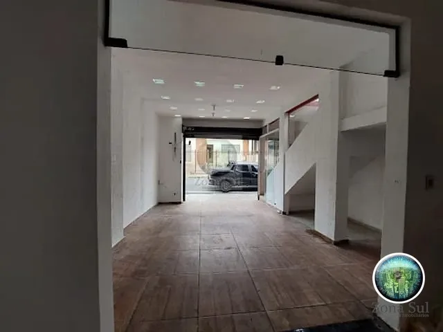 Casa com 220m² 2 quartos e 2 banheiros, à venda, no bairro Jardim Simus em Sorocaba