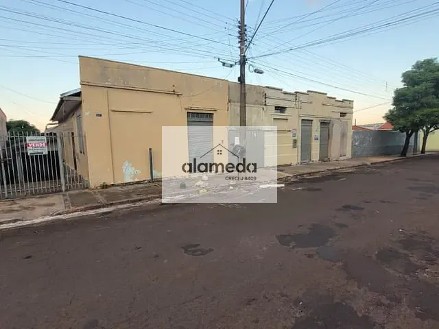Casa com 1094m², à venda, no bairro CENTRO em Jacarezinho