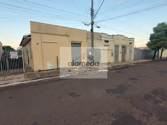 Casa com 1094m², à venda, no bairro CENTRO em Jacarezinho