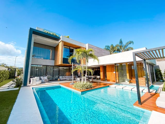Casa com 847m² 4 quartos e 8 banheiros, à venda, no bairro Barra da Tijuca em Rio de Janeiro