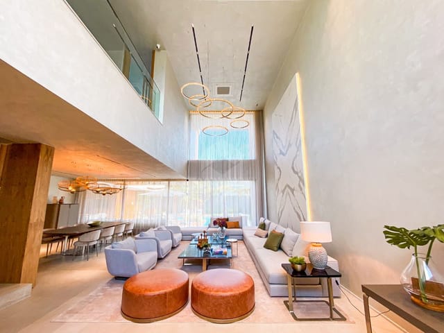 Casa com 847m² 4 quartos e 8 banheiros, à venda, no bairro Barra da Tijuca em Rio de Janeiro