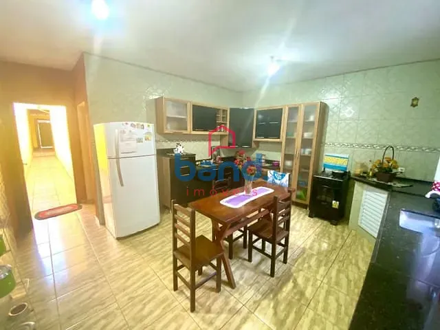 Casa com 125m² 2 quartos e 1 banheiro, à venda, no bairro Parque Residencial Célia Maria em Porto Feliz