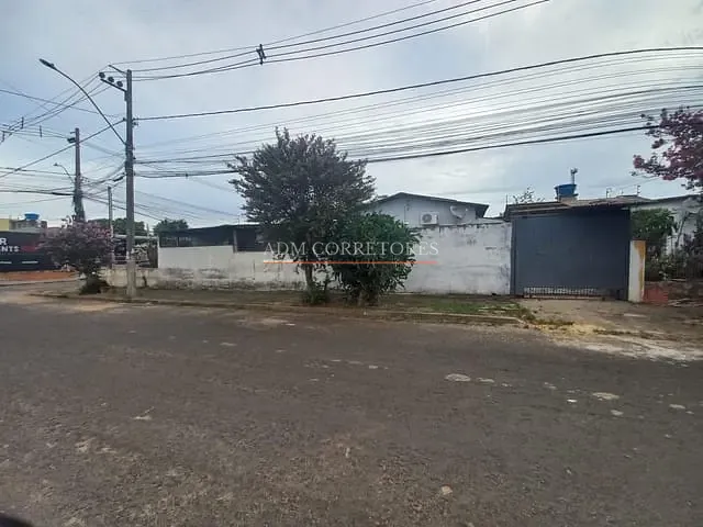 Casa com 300m² 3 quartos e 2 banheiros, à venda, no bairro Parque Granja Esperança em Cachoeirinha
