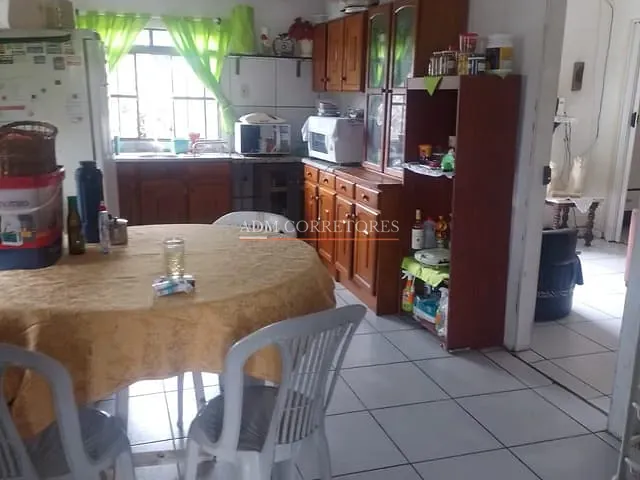 Casa com 300m² 3 quartos e 2 banheiros, à venda, no bairro Parque Granja Esperança em Cachoeirinha