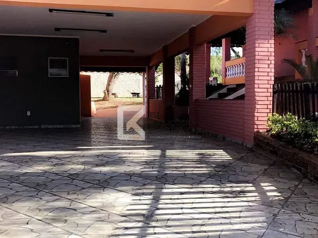 Casa com 720m² 3 quartos e 2 banheiros, à venda, no bairro Vila Avaí em Indaiatuba
