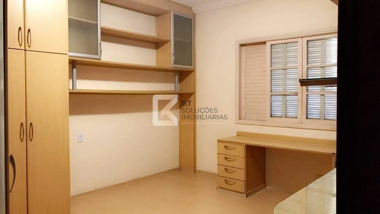 Casa, 3 quartos, 222 m² - Foto 14