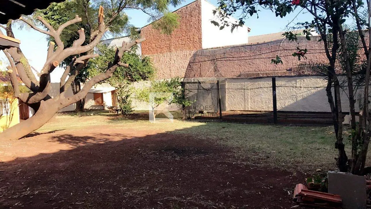 Casa, 3 quartos, 222 m² - Foto 1