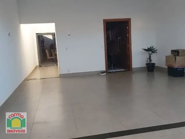Casa com 200m² 3 quartos e 3 banheiros, à venda, no bairro Jardim Itália em Anápolis