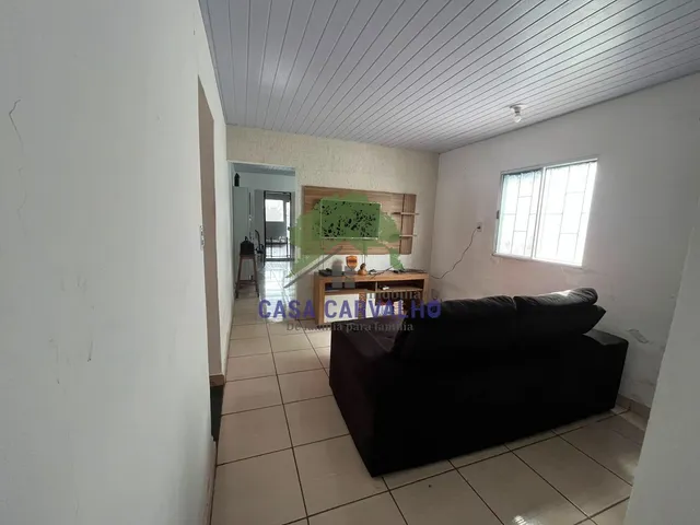 Casa 3 quartos e 2 banheiros, à venda, no bairro Maria Leite em Corumbá