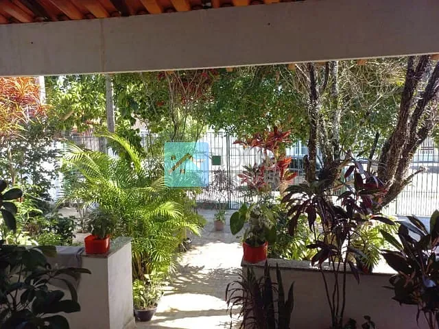 Casa com 250m² 3 quartos e 2 banheiros, à venda, no bairro Jardim Satélite em São José dos Campos