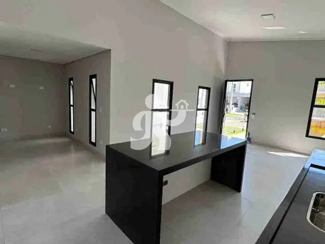 Casa com 200m² 3 quartos e 2 banheiros, à venda, no bairro Água Branca em Piracicaba