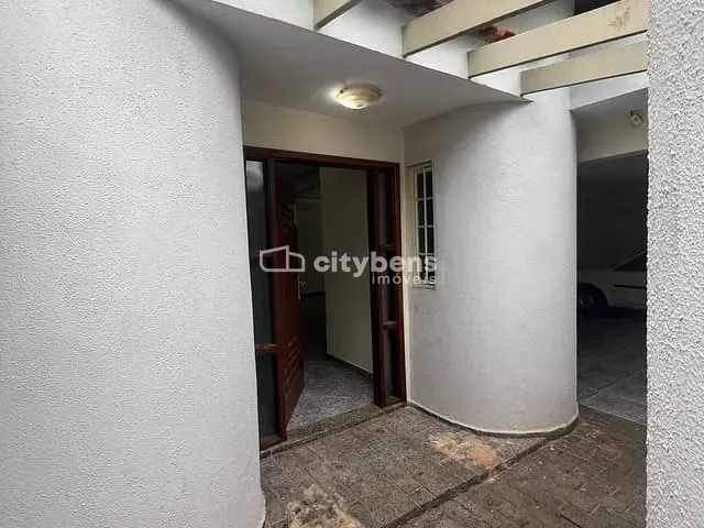 Casa 3 quartos e 3 banheiros, à venda, no bairro Monte Carlo em Araçatuba