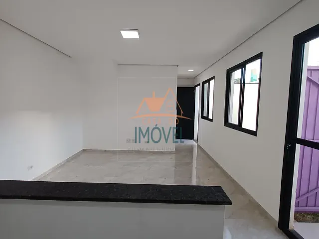 Casa 2 quartos e 2 banheiros, à venda ou para alugar, no bairro Jardim Petrópolis em Cotia