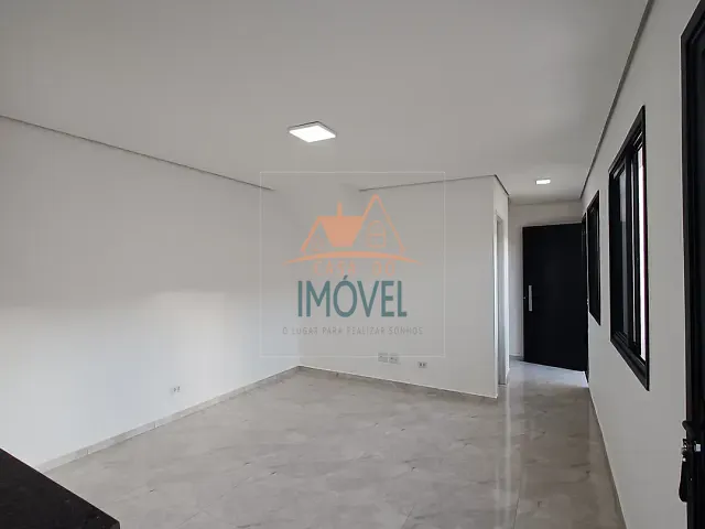 Casa 2 quartos e 2 banheiros, à venda ou para alugar, no bairro Jardim Petrópolis em Cotia