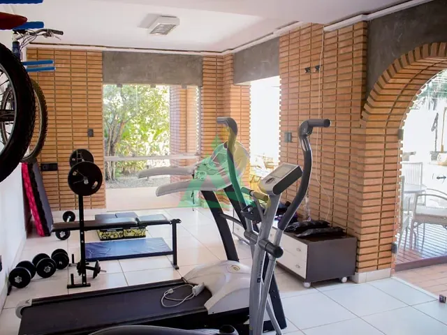 Casa com 900m² 3 quartos e 2 banheiros, à venda, no bairro Jardim Brasília em Mogi Mirim
