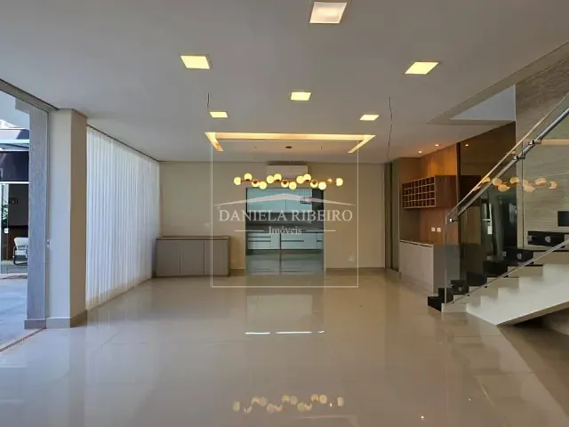 Casa 4 quartos e 6 banheiros, à venda, no bairro Condomínio Vale do Arvoredo em Londrina