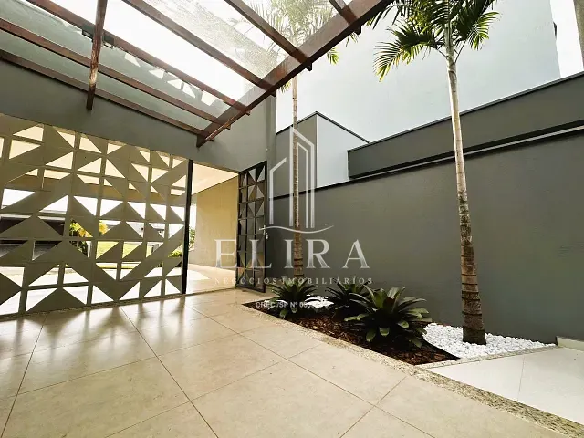 Casa 3 quartos e 5 banheiros, à venda, no bairro Jardim Recanto das Águas em Nova Odessa