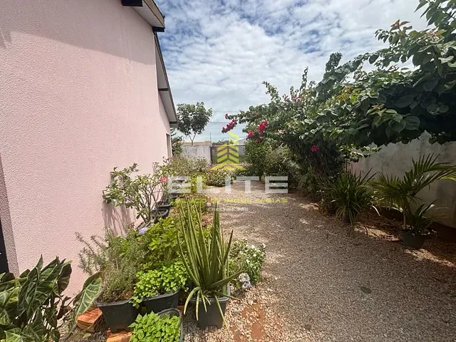 Casa 2 quartos e 2 banheiros, à venda, no bairro Loteamento Monte Líbano II em Sorriso