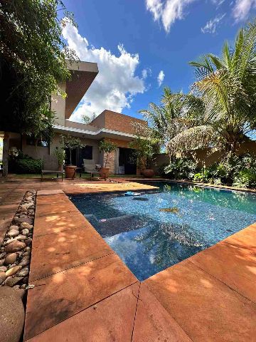 Casa com 643m² 4 quartos e 5 banheiros, à venda, no bairro Ecoville Residence & Resort em Dourados