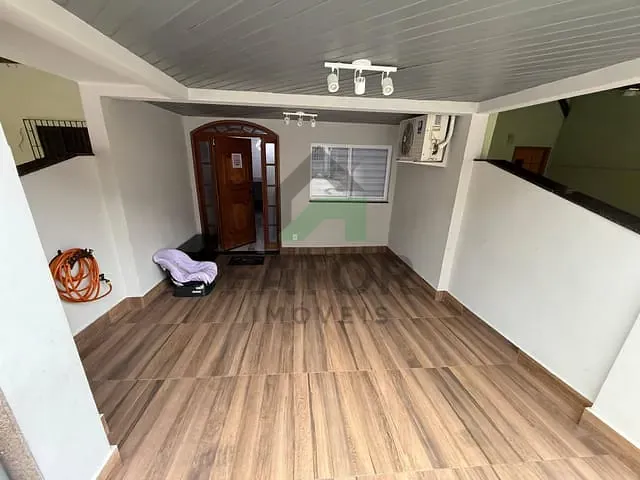 Casa com 118m² 2 quartos e 3 banheiros, à venda ou para alugar, no bairro Jardim Alvorada em Nova Iguaçu