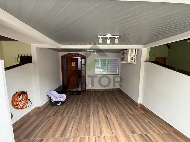 Casa com 118m² 2 quartos e 3 banheiros, à venda ou para alugar, no bairro Jardim Alvorada em Nova Iguaçu