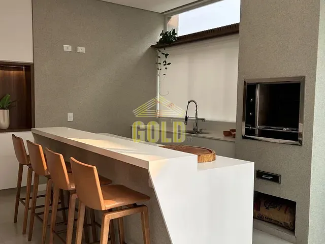 Casa com 287m² 3 quartos e 5 banheiros, à venda, no bairro Gleba Simon Frazer em Londrina