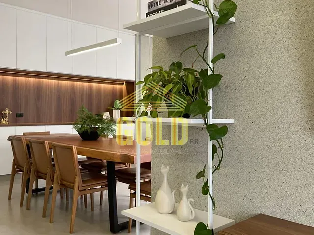 Casa com 287m² 3 quartos e 5 banheiros, à venda, no bairro Gleba Simon Frazer em Londrina