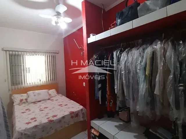 Casa com 397m² 4 quartos e 2 banheiros, à venda, no bairro Vila Esmeralda em Campinas