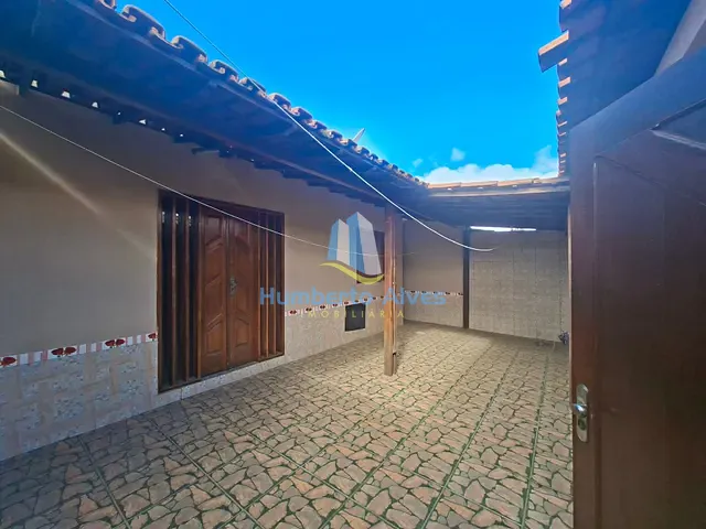 Casa 3 quartos e 2 banheiros, à venda, no bairro Zabelê em Vitória da Conquista