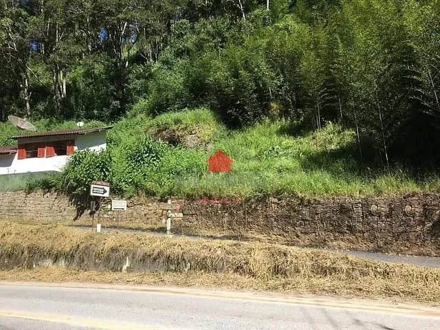 Casa com 7500m², à venda, no bairro Mury em Nova Friburgo