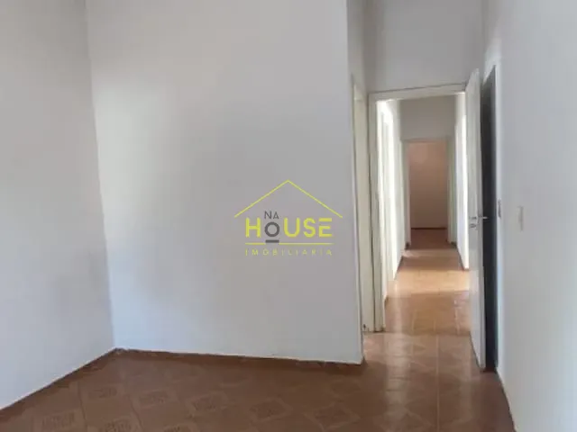 Casa com 350m², à venda, no bairro Pozzobon em Votuporanga