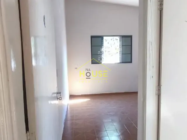 Casa com 350m², à venda, no bairro Pozzobon em Votuporanga