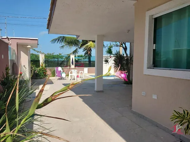 Casa com 420m² 4 quartos e 6 banheiros, à venda, no bairro Cibratel II em Itanhaém