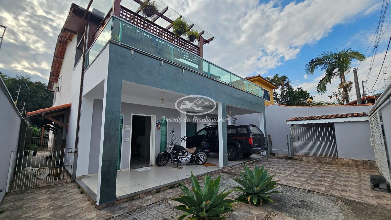 Casa à venda com 3 quartos, 275m² - Foto 4