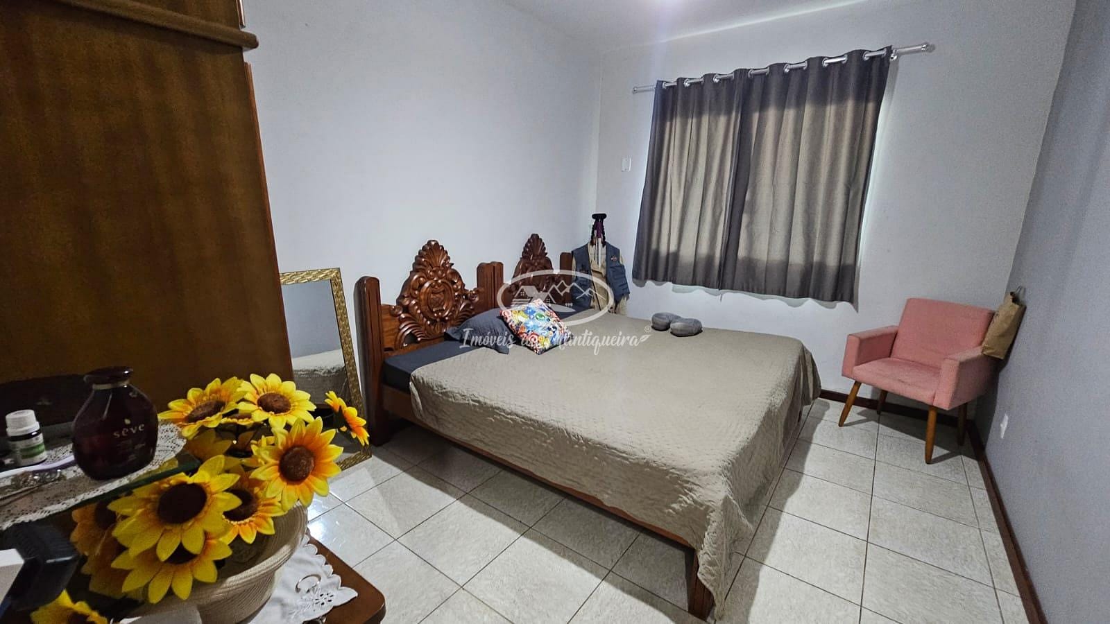 Casa à venda com 3 quartos, 275m² - Foto 16