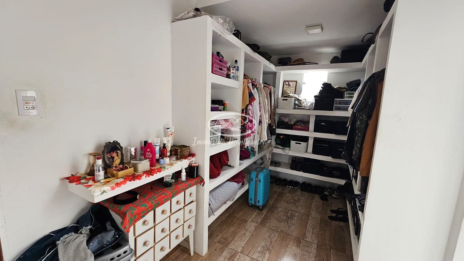 Casa à venda com 3 quartos, 275m² - Foto 31