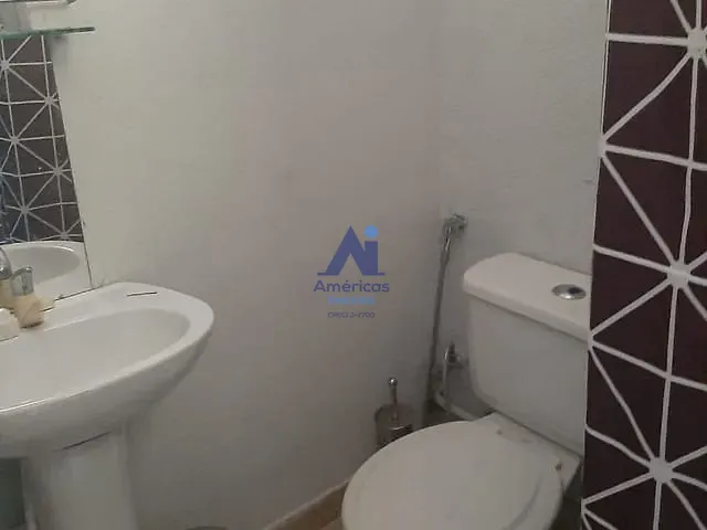 Casa com 300m² 2 quartos e 2 banheiros, à venda, no bairro Guaratiba em Rio de Janeiro