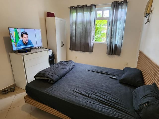 Casa com 360m² 3 quartos e 1 banheiro, à venda, no bairro Jardim Sulacap em Rio de Janeiro