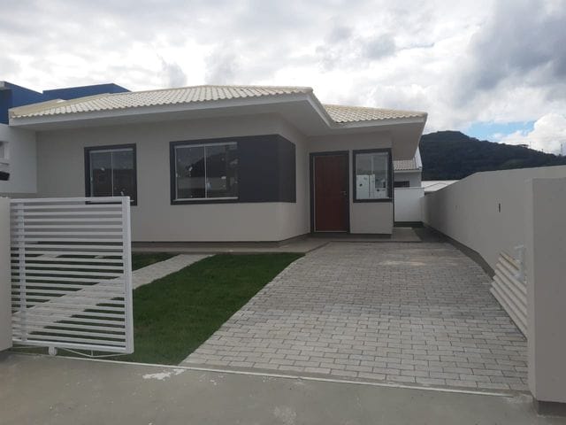 Foto do Casa - Linda casa de 3 dormitórios  com suíte a venda no Vale Verde em Palhoça, não perca esta oportunidade! | Michelli Lima da Silva