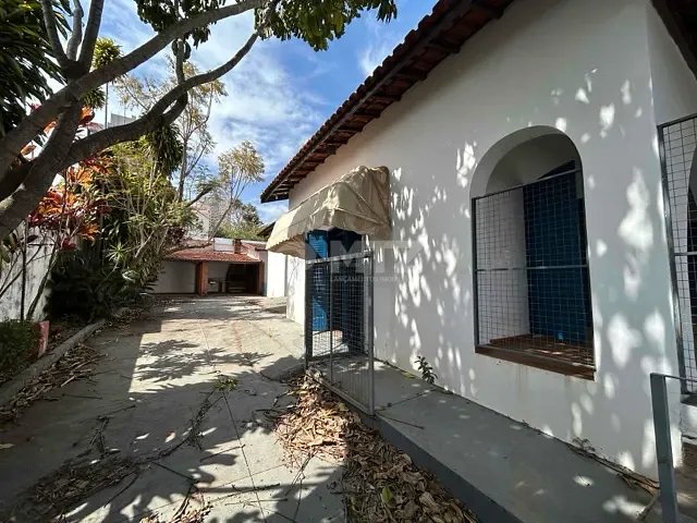 Casa 3 quartos e 4 banheiros, à venda, no bairro Jardim Bom Pastor em Botucatu