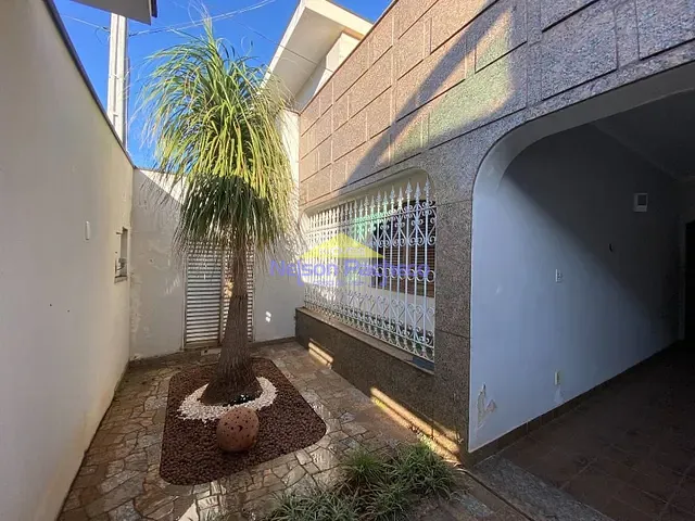 Casa com 396m² 3 quartos e 2 banheiros, à venda, no bairro Centro em Capivari