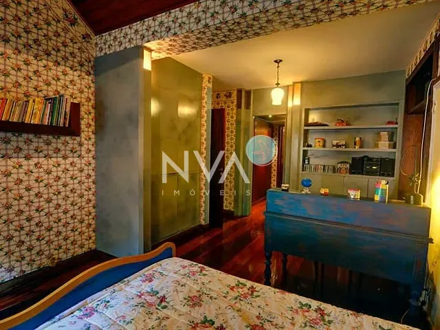 Casa com 900m² 5 quartos e 5 banheiros, à venda, no bairro Jardim Botânico em Rio de Janeiro