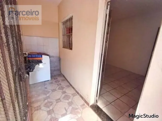 Casa 4 quartos e 2 banheiros, à venda, no bairro Jardim Helena em São Paulo