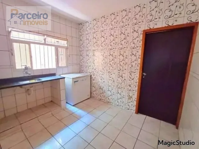 Casa 4 quartos e 2 banheiros, à venda, no bairro Jardim Helena em São Paulo