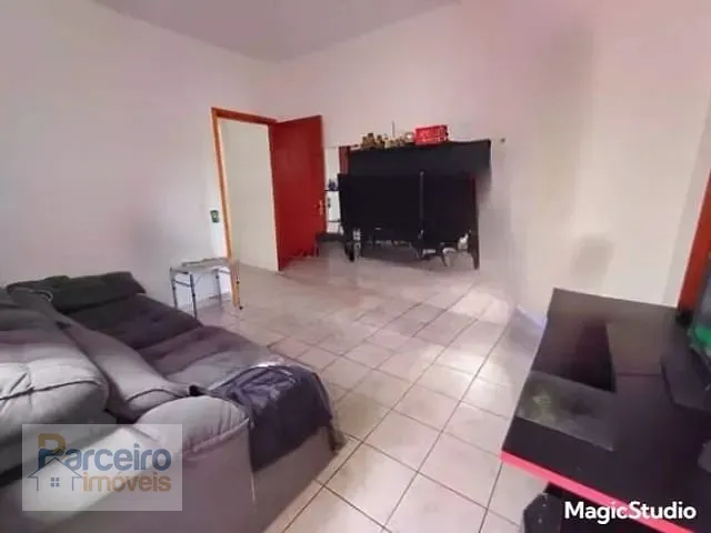 Casa 4 quartos e 2 banheiros, à venda, no bairro Jardim Helena em São Paulo