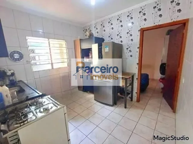 Casa 4 quartos e 2 banheiros, à venda, no bairro Jardim Helena em São Paulo