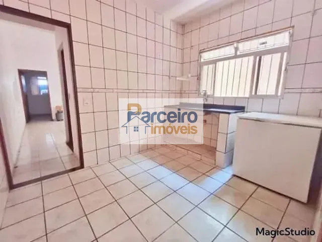Casa 4 quartos e 2 banheiros, à venda, no bairro Jardim Helena em São Paulo