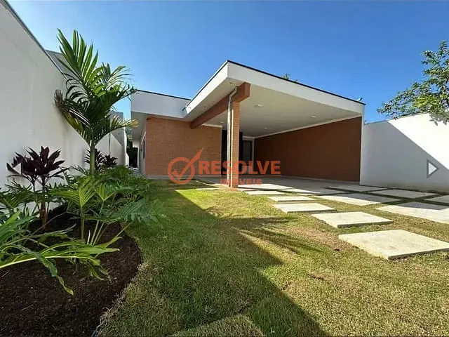 Casa com 1000m² 3 quartos e 4 banheiros, à venda, no bairro Itapema em Guararema