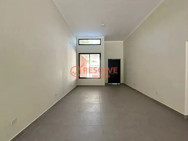 Casa com 1000m² 3 quartos e 4 banheiros, à venda, no bairro Itapema em Guararema